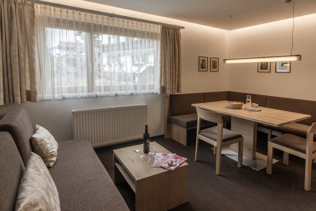 Apartments Tschanun Gaschurn Bagian luar foto